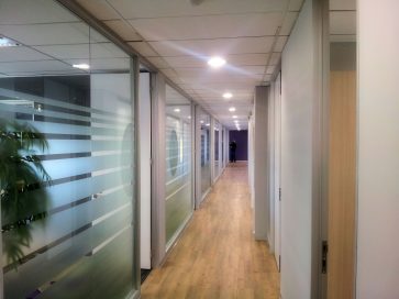 Glass partitions