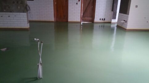 Polyurethane floor